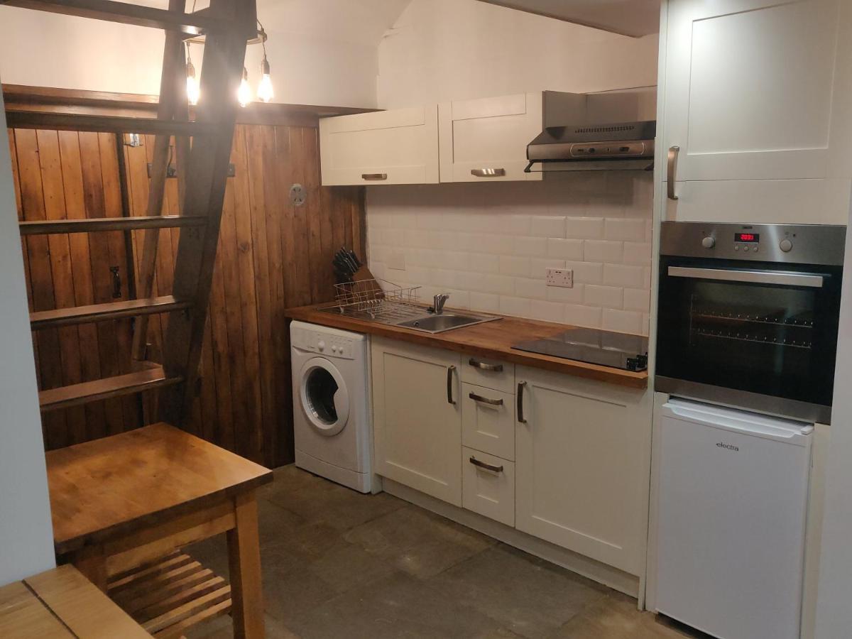 The Forge Kington St Michael Apartment Chippenham  Exterior photo